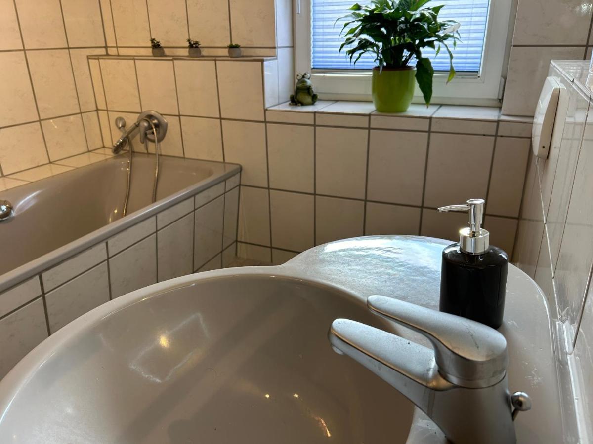 Pension Hotel Leinefelde Am Bahnhof Екстер'єр фото