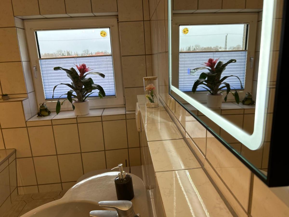 Pension Hotel Leinefelde Am Bahnhof Екстер'єр фото